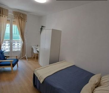 valencia, Valencian Community 46011 - Photo 3