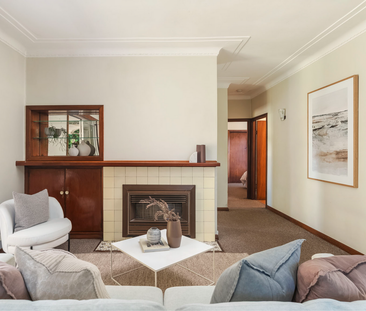 11 E K Avenue, Charlestown, NSW - Photo 3