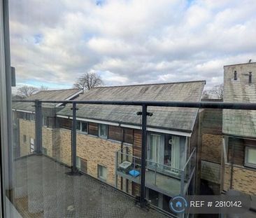 1 bedroom flat to rent - Photo 3