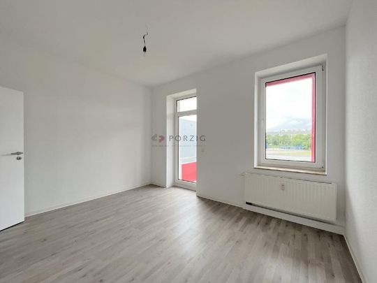 2-Raum-Traum - frisch saniert - riesiger Balkon - Photo 1