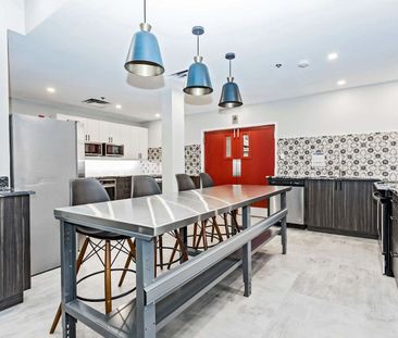 330 McLeod, Centretown, Ottawa, ON - Photo 3