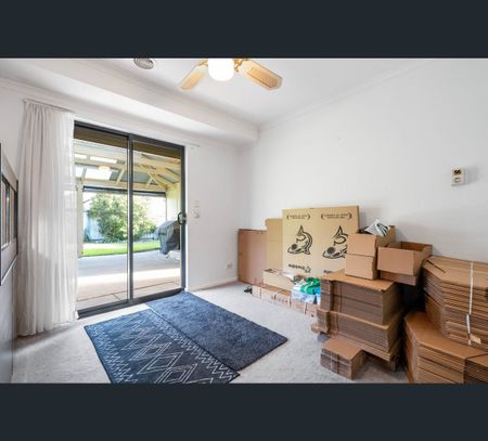 24 Moore Rd, Reynella, SA 5161 - Photo 4