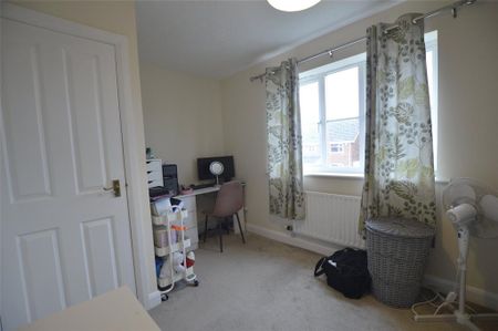 2 bedroom end of terrace house to rent - Photo 5