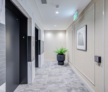 For Lease - 3250 Carding Mill Trail Unit# 401, Oakville, Ontario - Photo 5