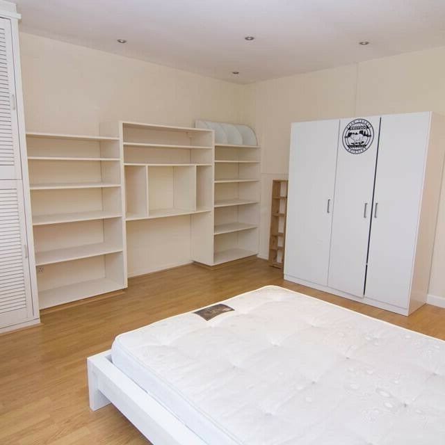 One Double Room in Two bed Share Flat - Photo 2
