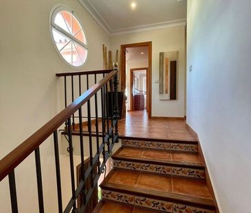 Luxury Villa for rent in Nueva Andalucia, Andalusia - Photo 6