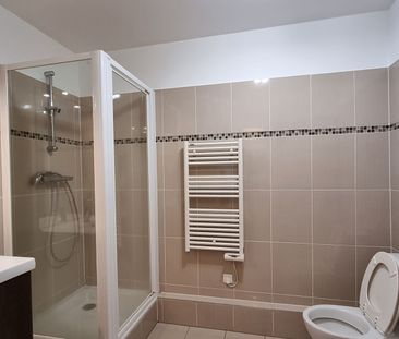 Location Appartement 2 pièces 43m² - Photo 4