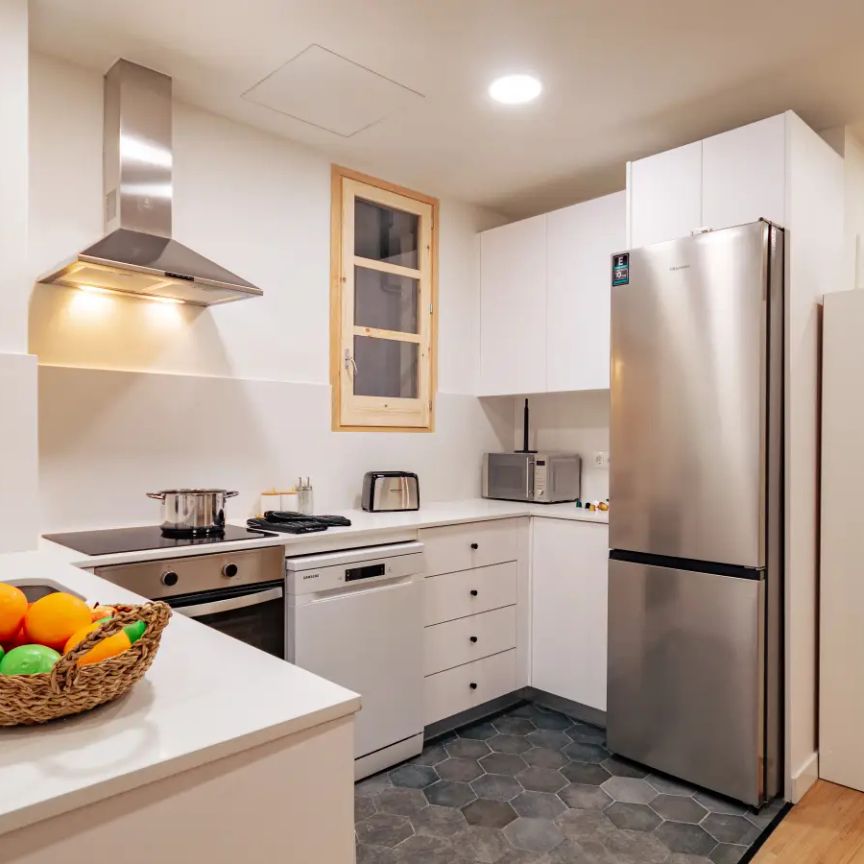 Room for rent in shared apartment in Barcelona - Foto 1
