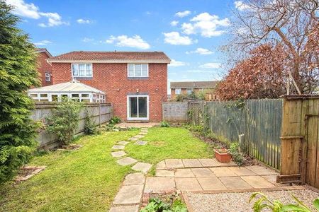 Moray Walk, Hailsham, East Sussex, BN27 - Photo 4