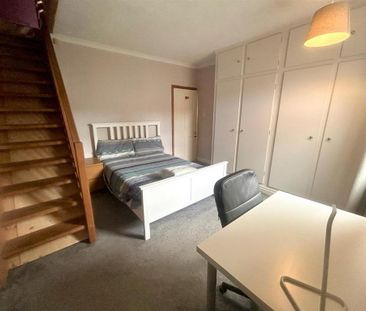 3 bedroom terraced house to rent - Photo 5