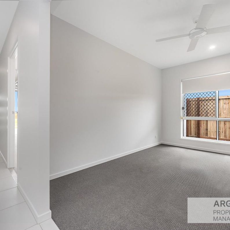 10 Pelion Street, Banya, QLD, 4551 - Photo 1