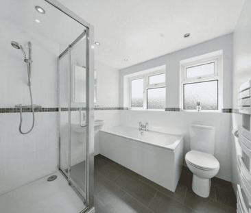 Grenville Close, Waltham Cross, EN8 - Photo 2
