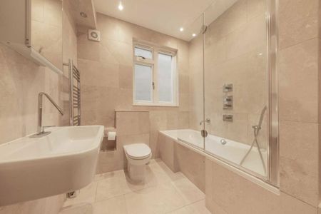 3 bedroom flat to rent - Photo 5