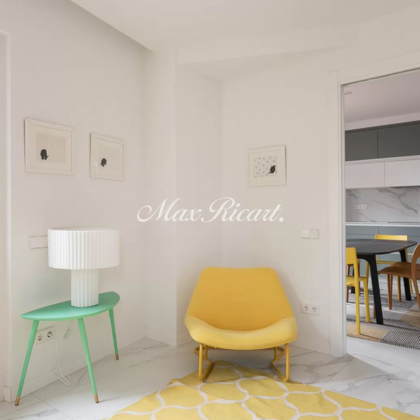 Temporal: espectacular ático amueblado con terraza privada - Foto 1