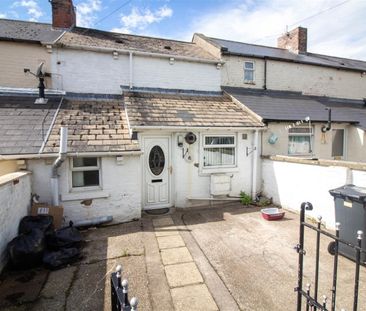 2 Bedroom House - Terraced - Photo 5