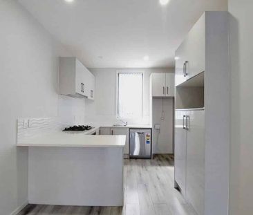 Trendy near new terraced home - Photo 2