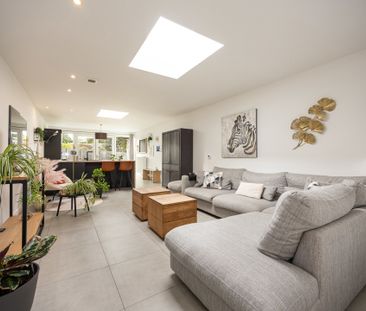 Gezinswoning met 4 slpks, tuin en garage te Turnhout. - Foto 1