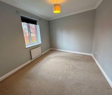 3 bedroom end of terrace house to rent - Photo 5