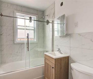 3227 Av. Hector - Photo 3