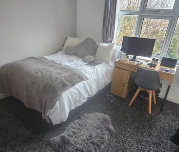 6 Bed - 32 Grimthorpe Terrace, Headingley, Leeds - LS6 3JS - Student - Photo 5