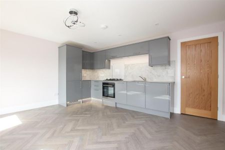 2 bedroom flat to rent - Photo 3