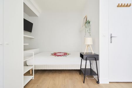 COLOMBES Roommate 17 Bedrooms at Colombes - Photo 2