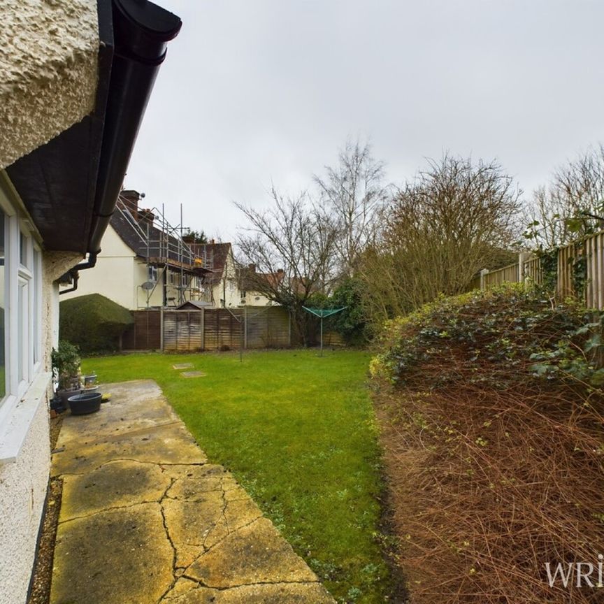 1 bedroom Apartment - Clare Crescent, Baldock - Photo 1