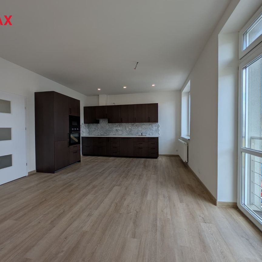 Pronájem bytu 3+kk v osobním vlastnictví 98 m², Praha 10 - Vršovice - Photo 1