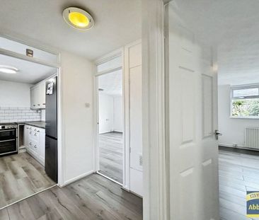Emmanuel Close, IP28 7PE - Photo 4