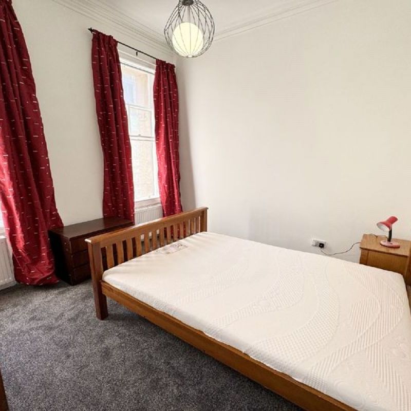 1 Bed, First Floor Flat - Photo 1