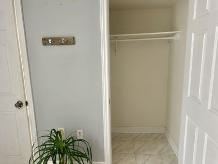 For Lease - 5 Belwood Boulevard Unit# Bsmt, Vaughan, Ontario - Photo 2