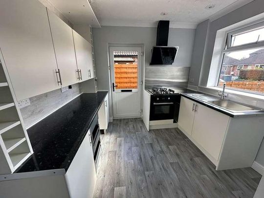 Rawcliffe Close, YO30 - Photo 1