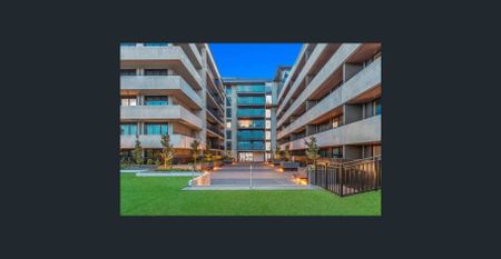 Walk to the Village - Sleek 2 Bedroom Apartment in Yarraville - Photo 5