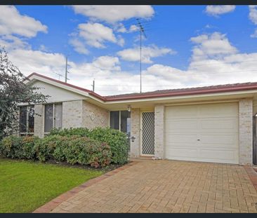 Renovated 3-Bed House for Lease in Blair Athol - Photo 3
