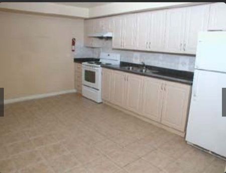 For Lease - 5 Peony Street, Markham, Ontario - Photo 4