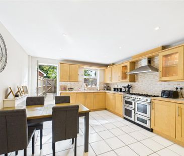 3 bedroom townhouse to rent - Photo 4