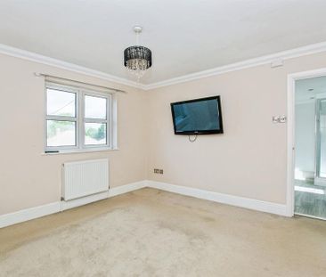 3 bedroom property to rent - Photo 5