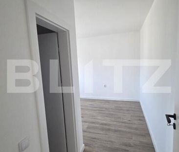 Apartament cu 3 camere, 70 mp, zona Porii - Photo 4