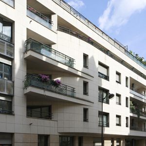 location Appartement F2 DE 54.4m² À PARIS - Photo 2