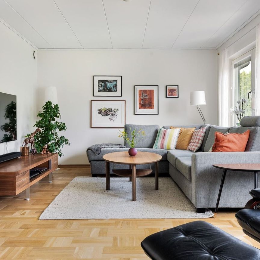 Fiskmåsvägen, Farsta - Foto 1