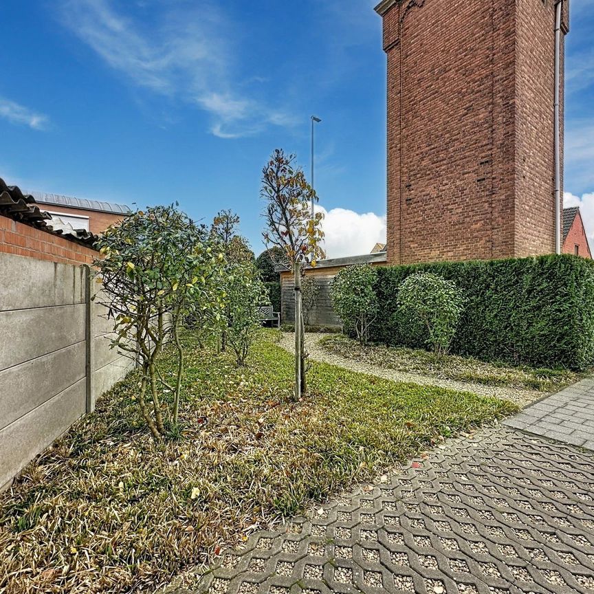 Modern en ruim appartement met 2 slaapkamers, staanplaats, berging en terras - Foto 1