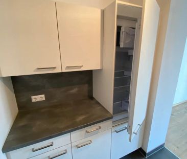 MODERNE 2 ZIMMERWOHNUNG MIT BALKON - HOFSEITIGE LAGE - Foto 3