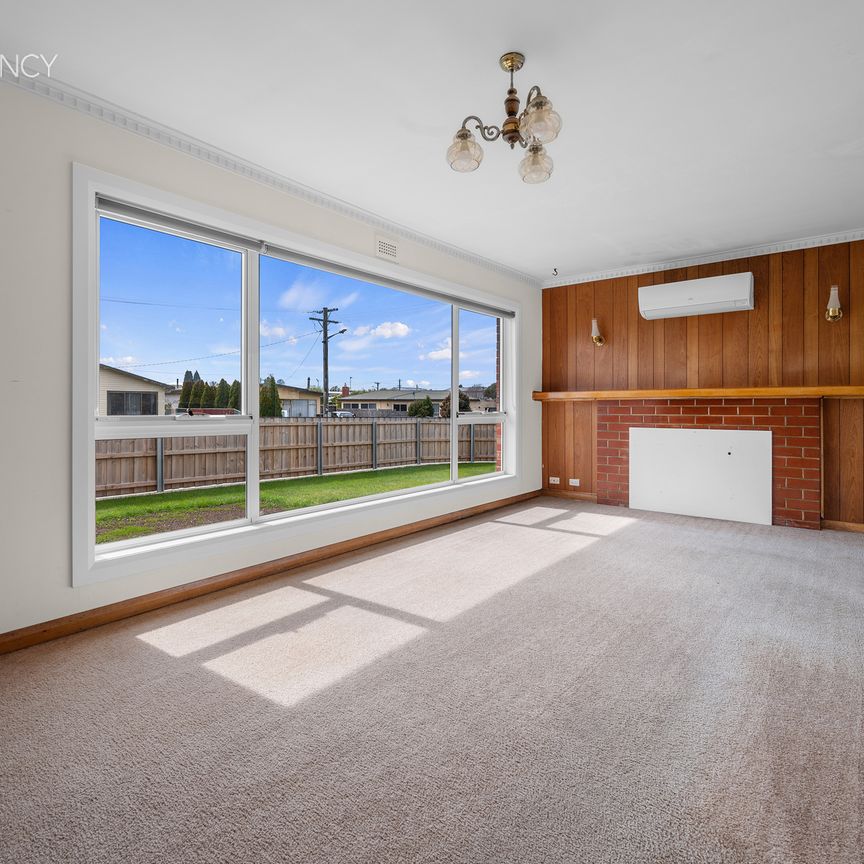 Neat & Ideally Located - Photo 1