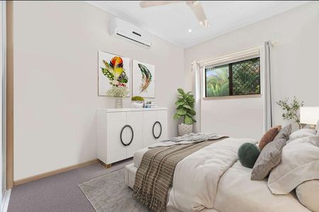 Well located unit in Woree - Photo 4