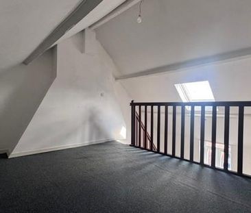 Location Appartement 1 pièce 38m² ARMENTIERES 59280 - Photo 3