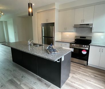 For Lease - 3165 Elgin Mills Road, Markham, Ontario - Photo 4