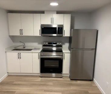 Brand New 2 Bedroom 1 Bathroom Legal Basement Suite | 6391 King Wyn... - Photo 1