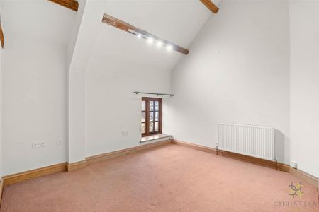 3 bedroom detached house to rent - Photo 2