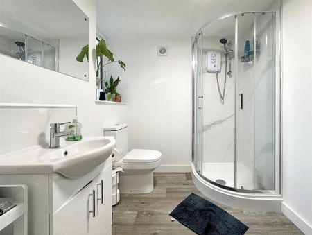 Salter Avenue, Norwich - Photo 2