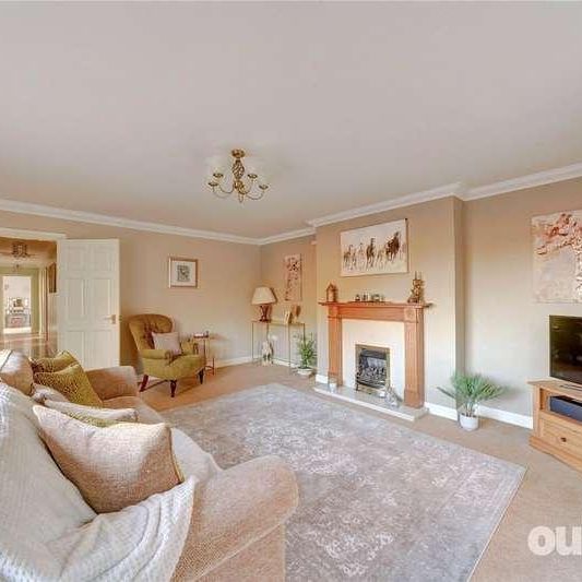 The Glen, Linthurst Newtown, Blackwell, Bromsgrove, B60 - Photo 1